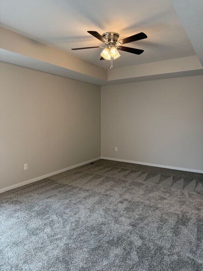 Foto del edificio - Brand New Spacious 2-Story with 3 bedrooms/2.5 bathrooms in Waverly