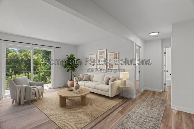 Photo - 2543 Mary Avenue Apartment