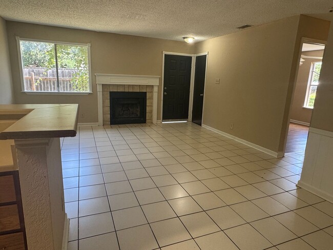 Building Photo - 11606 Castle Rock Ct