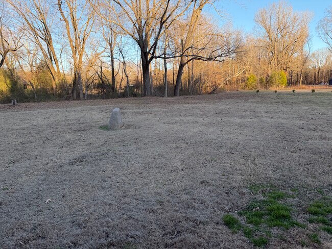 Foto del edificio - 871 Deep Gap Rd