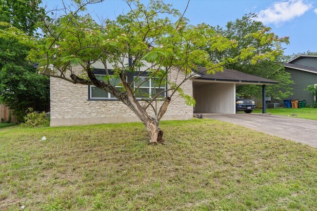 Foto del edificio - 701 Ramble Ln
