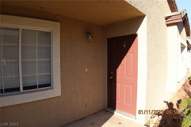 Building Photo - 10242 Amber Hue Ln