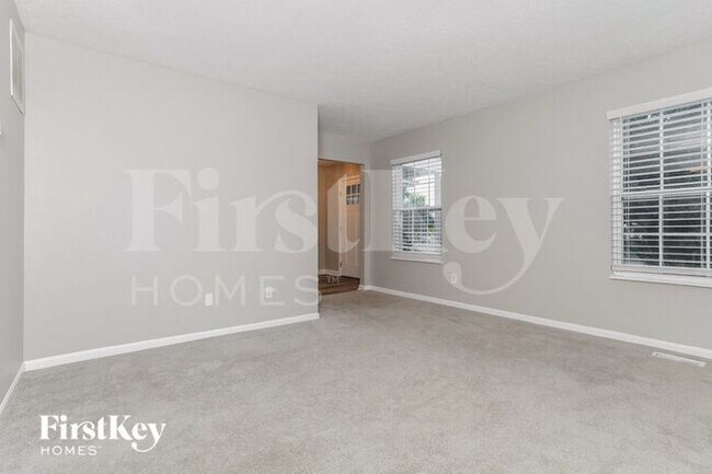 Building Photo - 9655 Fallsridge Court