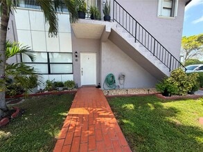 Building Photo - 13241 SW 17th Ln