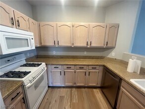 Building Photo - 8728 Red Rio Dr