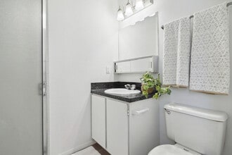 Building Photo - Layton Meadows