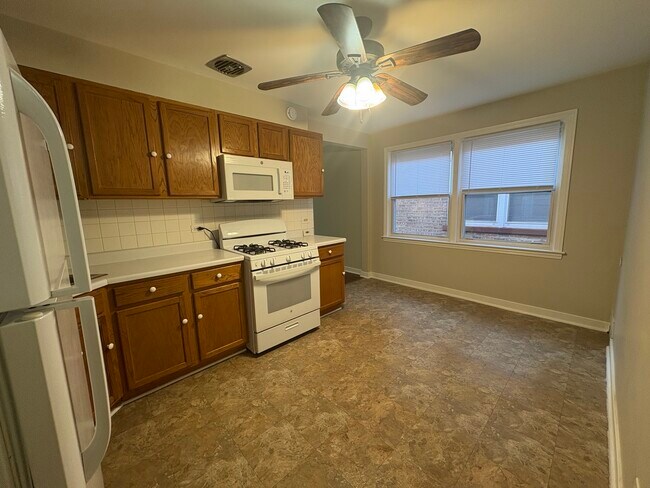 Foto del edificio - 4934 Mulford St