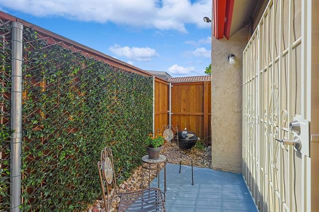 Foto del edificio - 6505 Hickock Dr