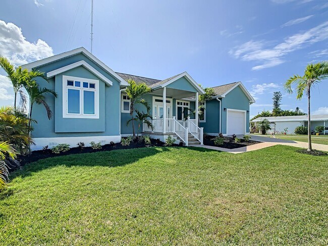 Building Photo - 631 Tahiti Ct