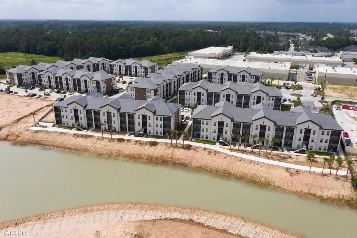 3 br, 2 bath Condo 689 Basilica Bay Dr F... Condo for Rent in The