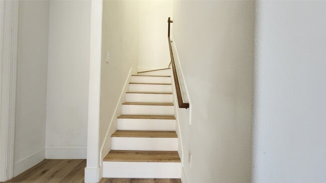 Foto del edificio - 4509 La Branch St