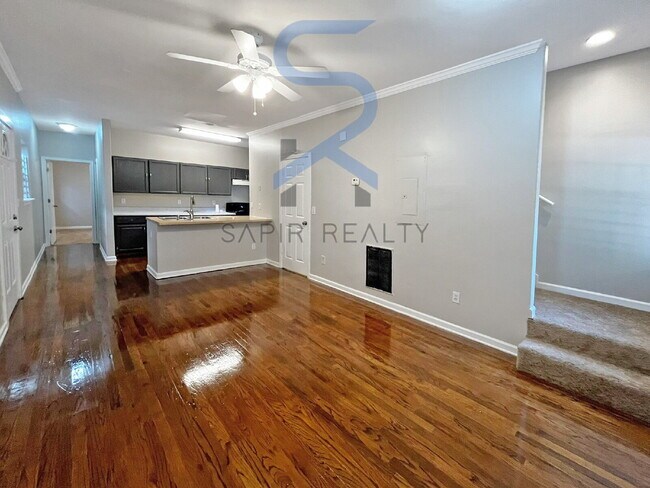 Foto del edificio - Move in before November 15th and choose yo...