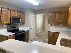 Building Photo - 407 Fall Cedar Dr