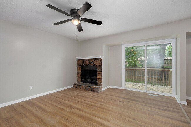 Foto del edificio - Charming 3 bedroom house in Springfield,MO!