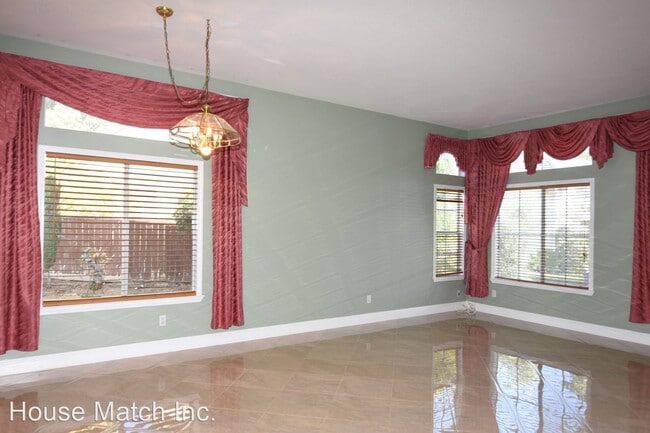 Building Photo - 4 br, 2 bath House - 26430 Saint Ives Court