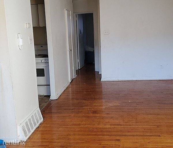 Primary Photo - 7041 N 15th St