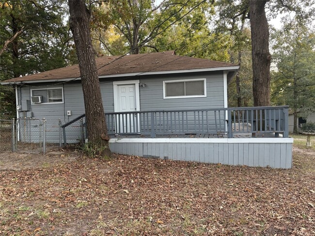 Building Photo - 5958 Skylane Dr