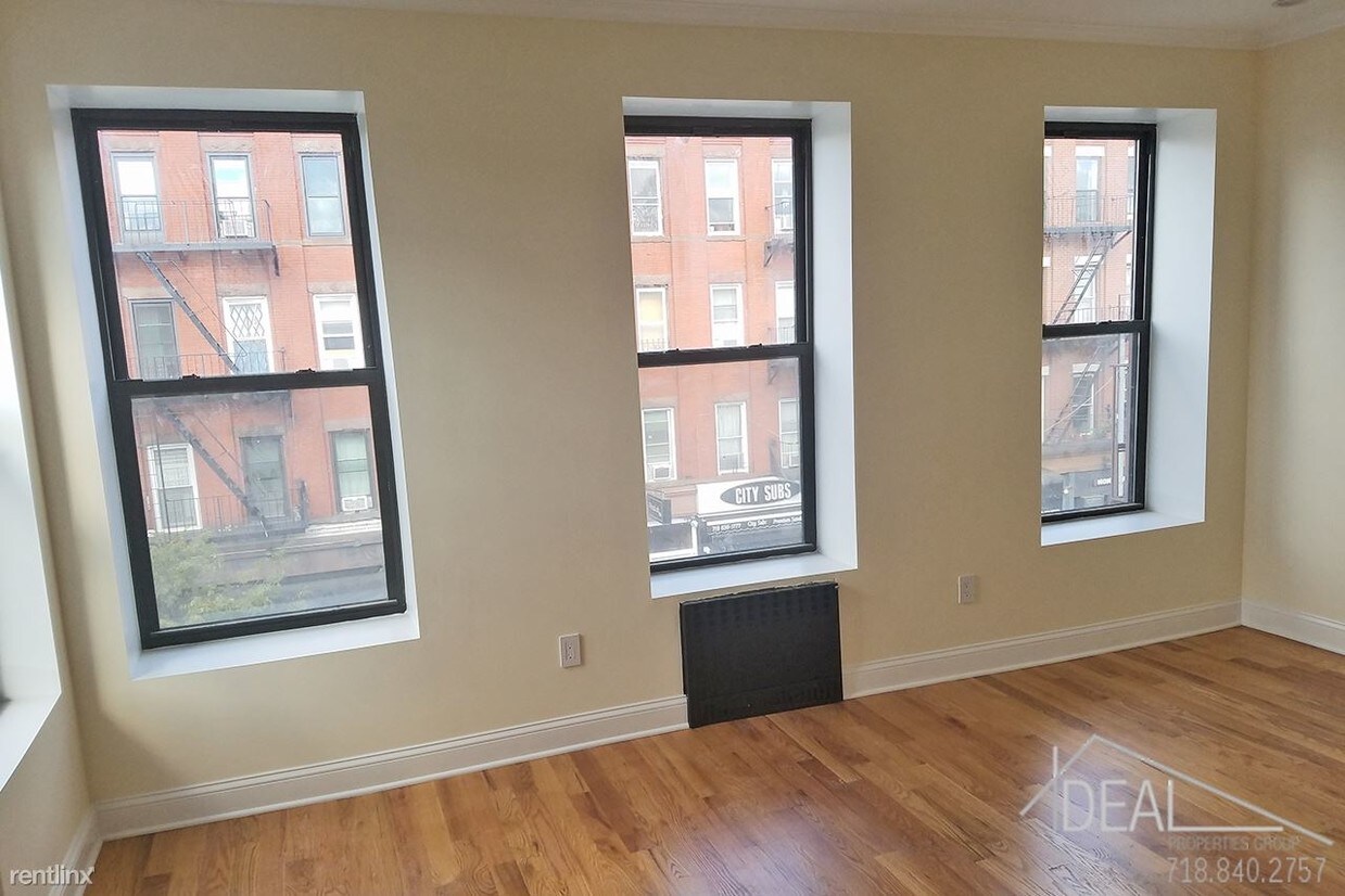 Primary Photo - 10 Prospect Pl