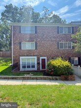 Building Photo - 1565-A N Van Dorn St