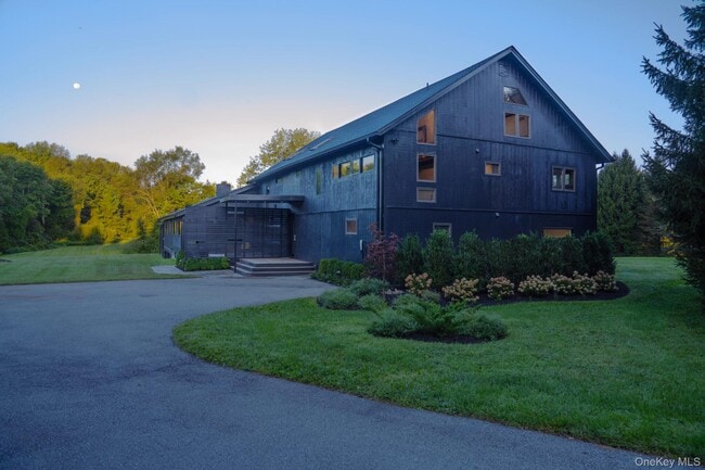 Building Photo - 107 Cold Spring Rd