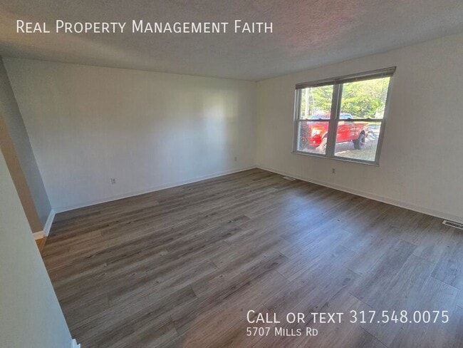 Foto del edificio - 5707 W Mills Rd
