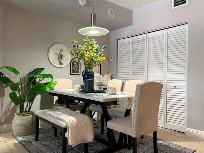 Foto del edificio - 5085 NW 7th St