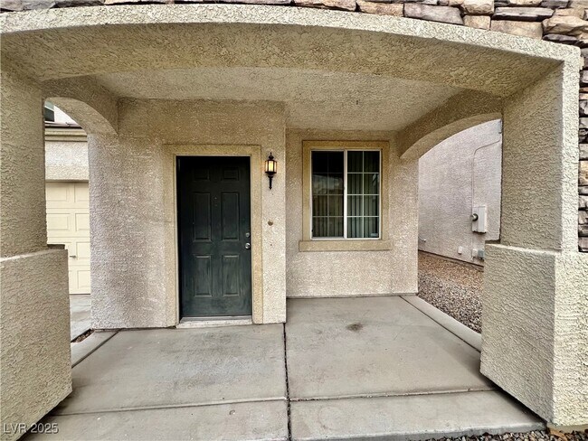 Foto del edificio - 1324 Sun Village Ave