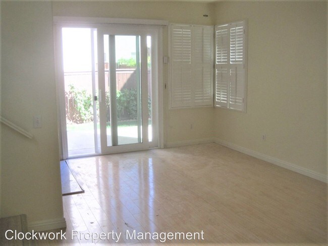 Building Photo - 3 br, 2.5 bath House - 2769 Del Sol Ct