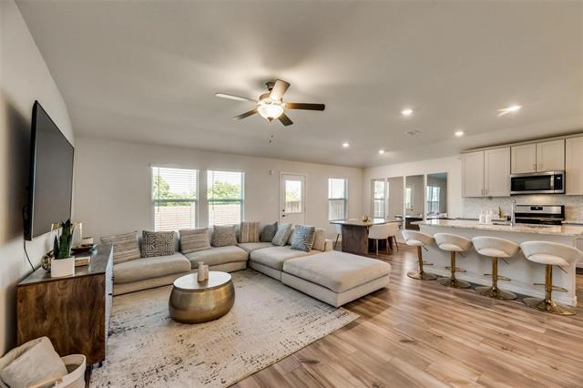 Building Photo - 3320 Chasemoor Dr