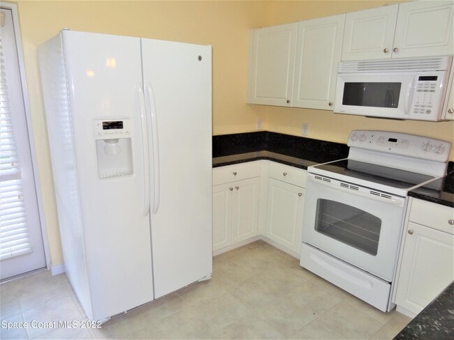 Building Photo - 1030 Luminary Cir