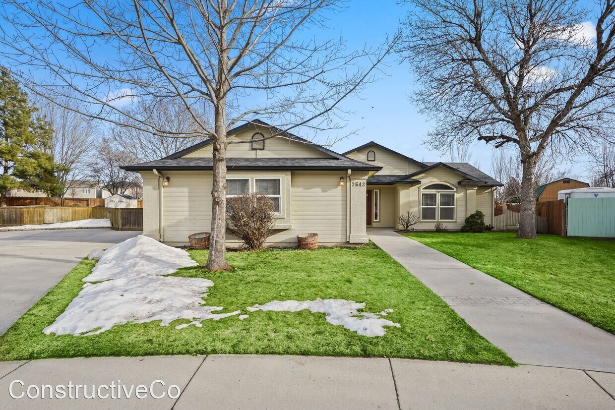 Primary Photo - 3 br, 2 bath House - 2643 E Apricot Court