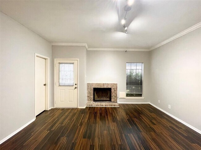 Building Photo - 1234 Jackson Blvd