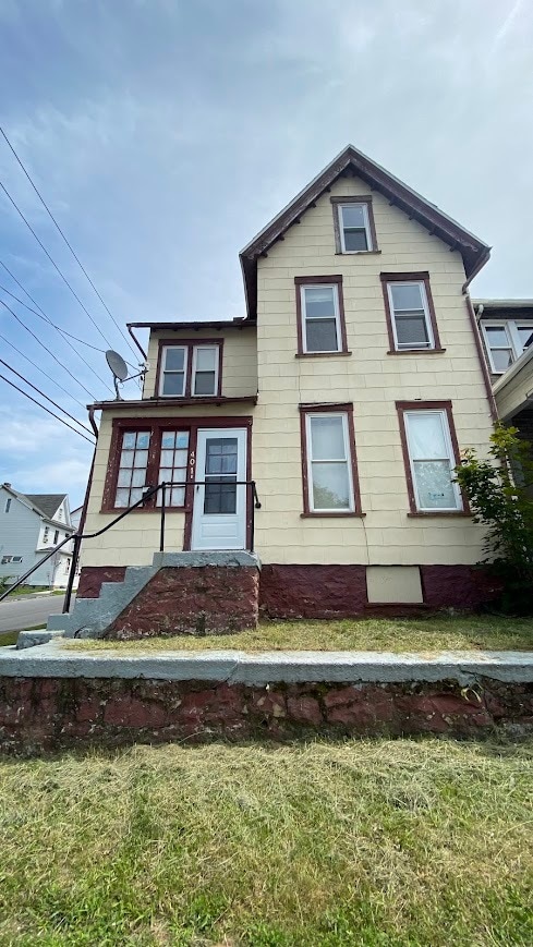 Building Photo - 401 1st Ave