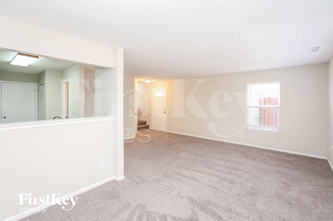 Foto del edificio - 6529 Black Antler Dr