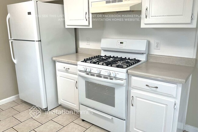 Building Photo - 7060 Wyngate Dr