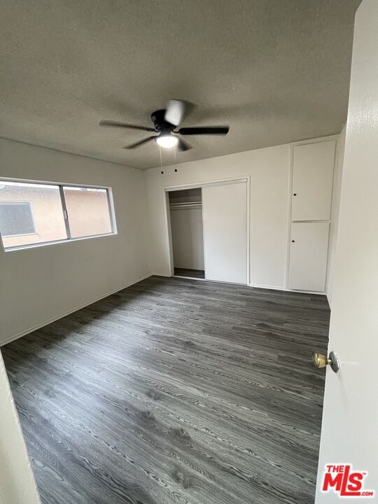 Building Photo - 2630 S La Salle Ave