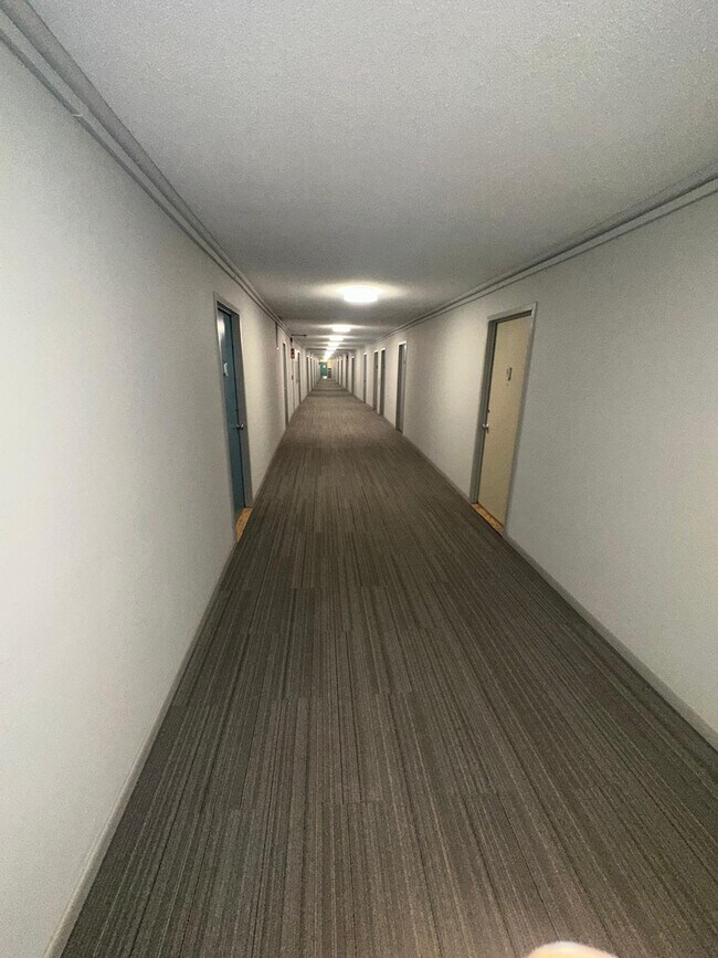 Foto del edificio - 1301 Delaware Ave SW
