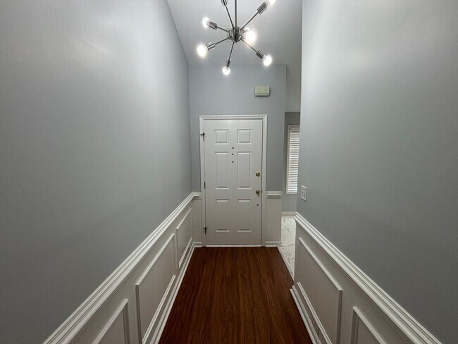Foto del edificio - 3307 Crowell Ln