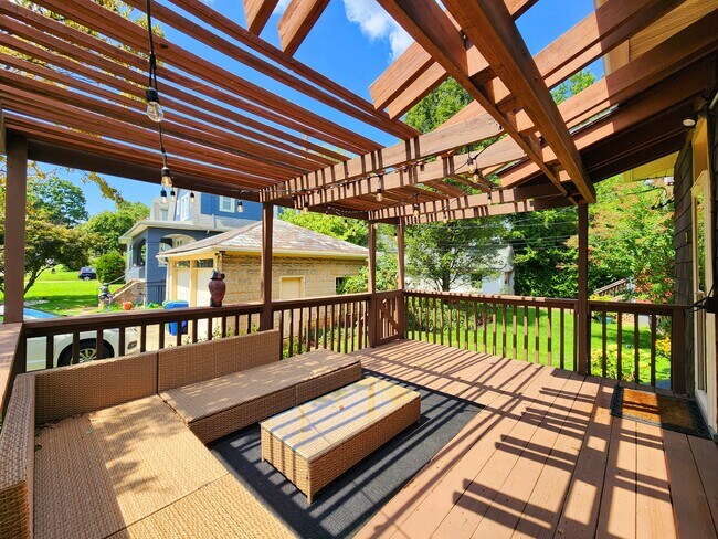 Foto del edificio - 5304 Brabant Rd