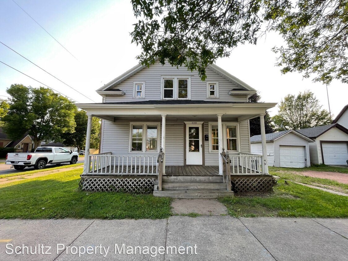 2102 N 5th St, Wausau, WI 54403 House Rental in Wausau, WI