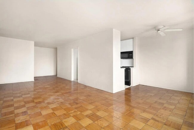 Foto del edificio - 392 Central Prk W