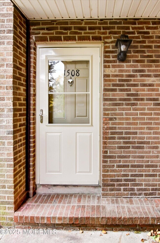 Foto del edificio - 1508 Wellington Pl