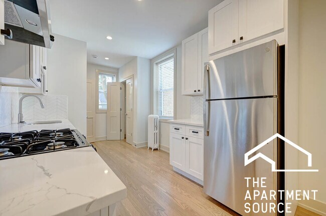 Foto del edificio - 1919 W Winona St