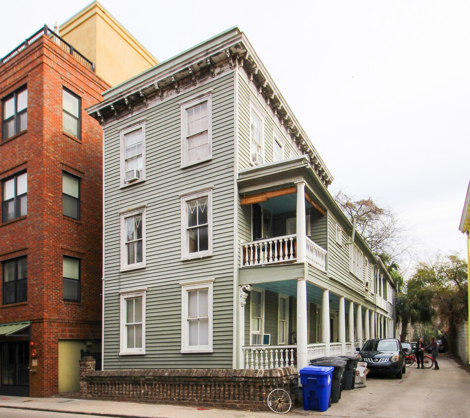 Primary Photo - Downtown Apartment Close to CofC
