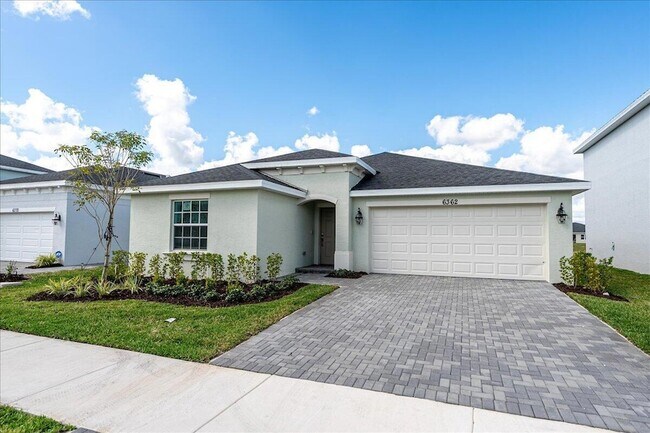 Foto del edificio - 6362 Windwood Wy