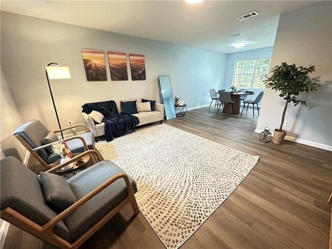 Foto del edificio - 5318 Knollwood Ct