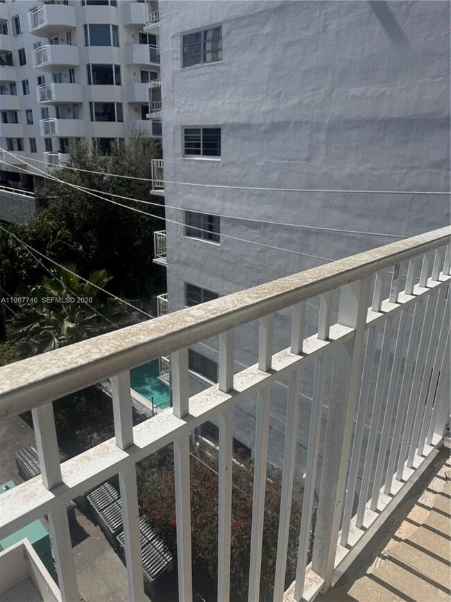 Foto del edificio - 1300 Lincoln Rd