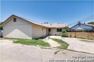 Foto del edificio - 4701 Echo Bend Cir