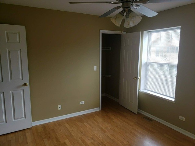 Building Photo - 324 Southwicke Dr