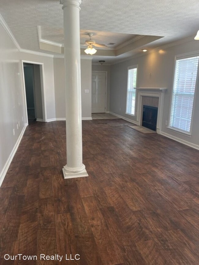 Building Photo - 3 br, 2 bath House - 1149 Stafford Dr